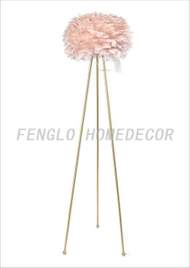 FL-011FR FEATHER SHADE TRIPOD LAMP 