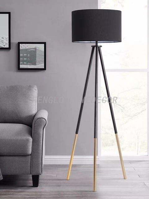 FL-060FR Tripod Metal Floor Lamp