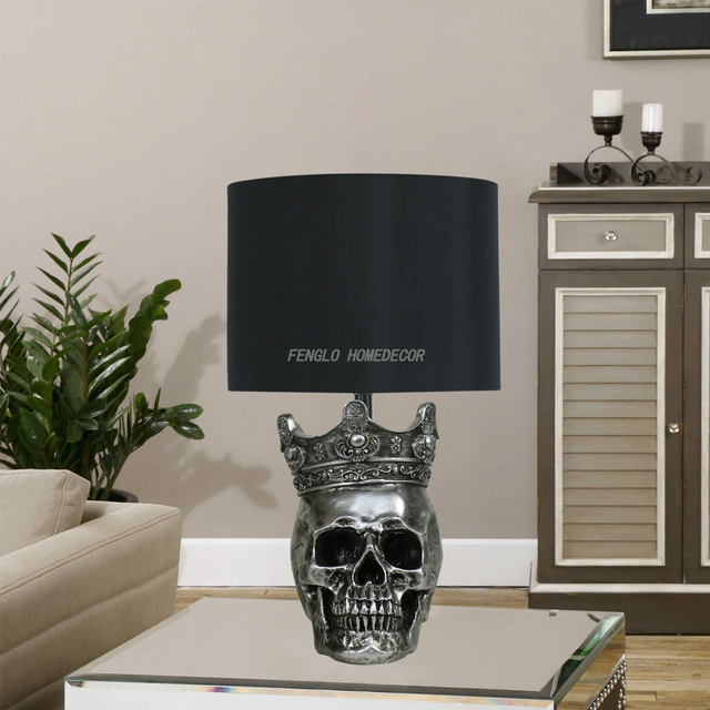 FL-148TL HALLOWEEN SKULL KING CROWN LAMP 